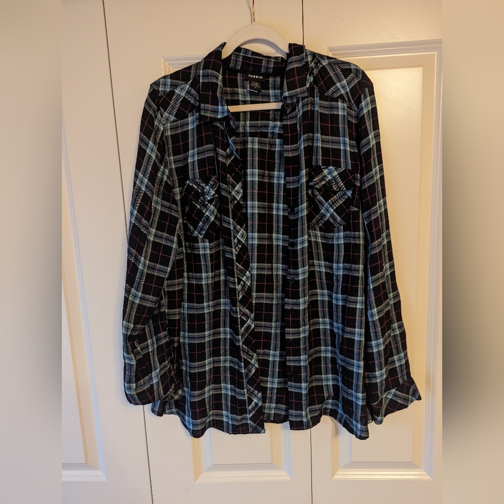 Torrid Plaid Button down Size 0